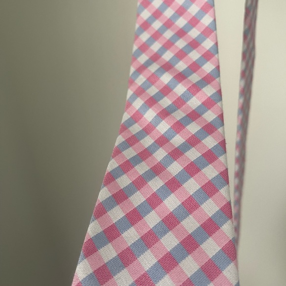 IZOD PATTERNED TIE - Picture 2 of 4